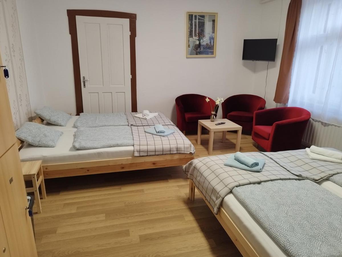 Tartos Szegfu Vendeghaz, Maganszallas Tazlar Exteriör bild