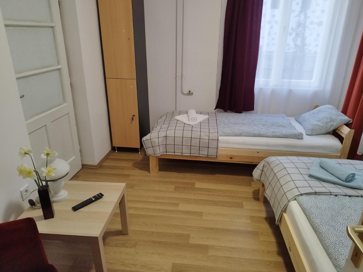Tartos Szegfu Vendeghaz, Maganszallas Tazlar Exteriör bild