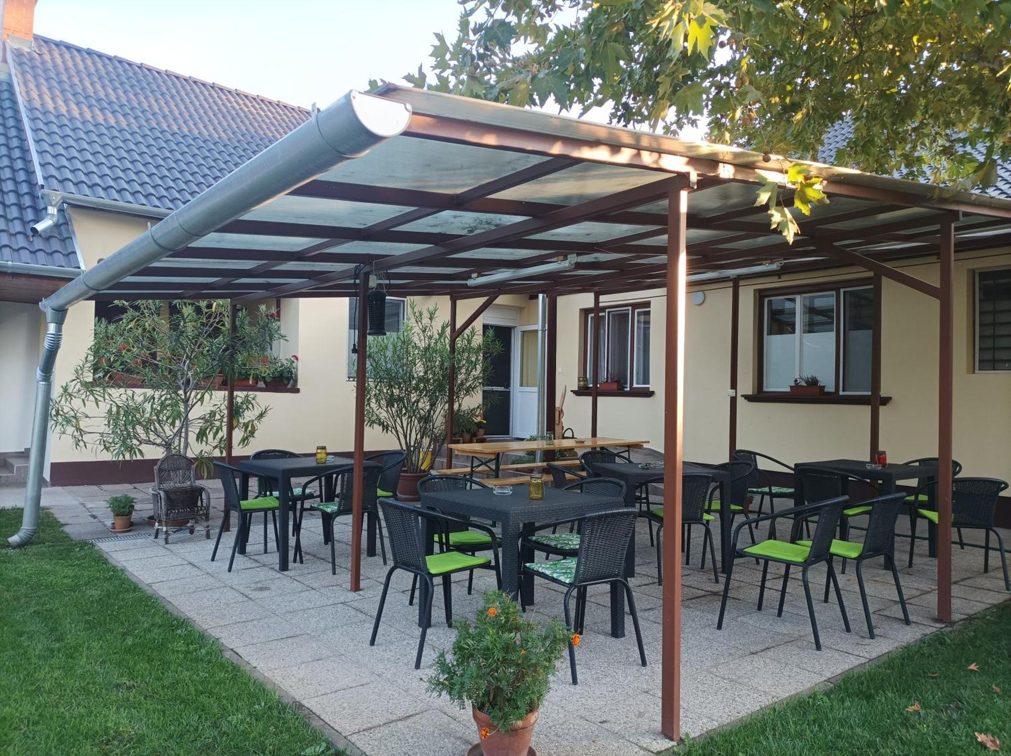 Tartos Szegfu Vendeghaz, Maganszallas Tazlar Exteriör bild